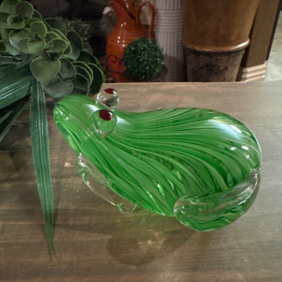 Frog Art Glass Paperweight Clear Green Red Eyes 4.5" Amphibian Toad Murano Style - Picture 3 of 7